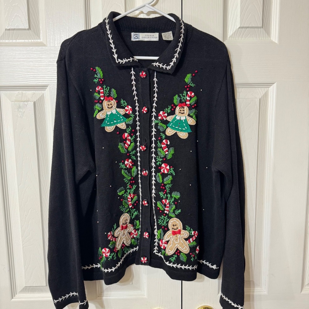 VTG Studio Collection Black Gingerbread Woman Christmas‎ Embroidered Sweater XL